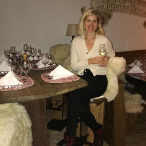 Meet your Posher, Mia